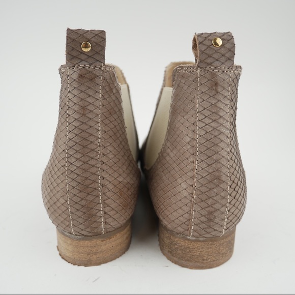 Barney’s taupe snake embossed leather Chelsea boot - Picture 3 of 8